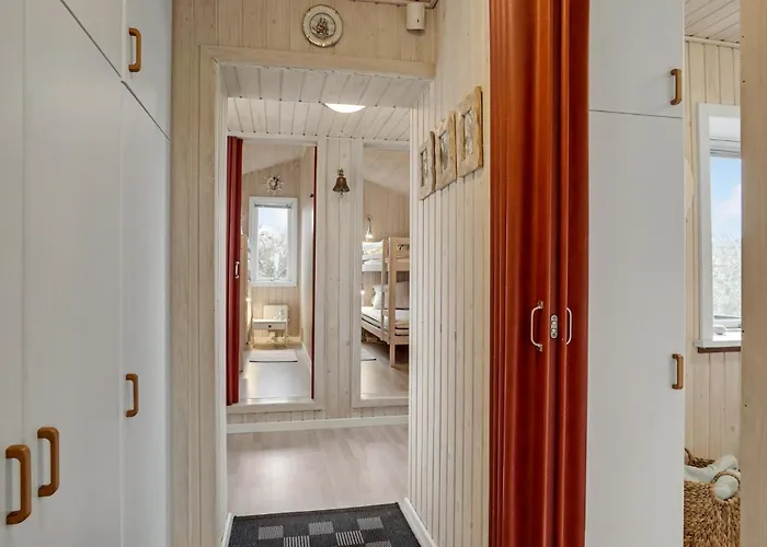 Сasa de vacaciones Stunning In With Kitchen Løkken