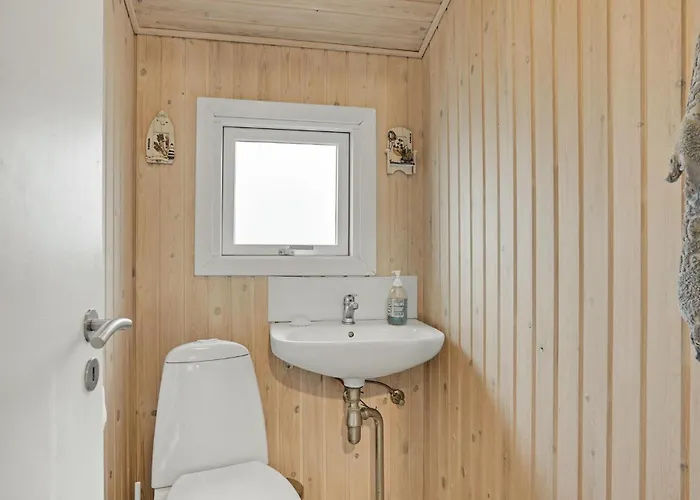 Stunning In With Kitchen *