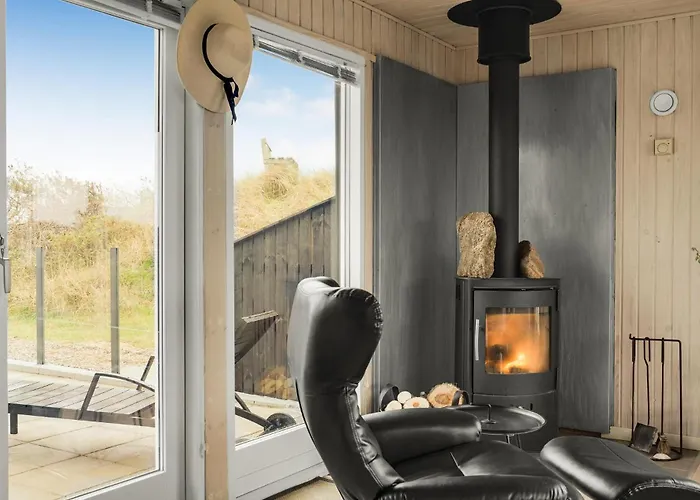 Stunning In With Kitchen * Løkken