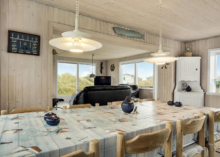 Сasa de vacaciones Stunning In With Kitchen Løkken